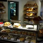Mira Toedi Hotel