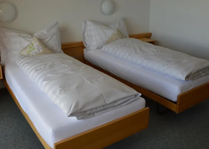 Hotel Mira Toedi Domat