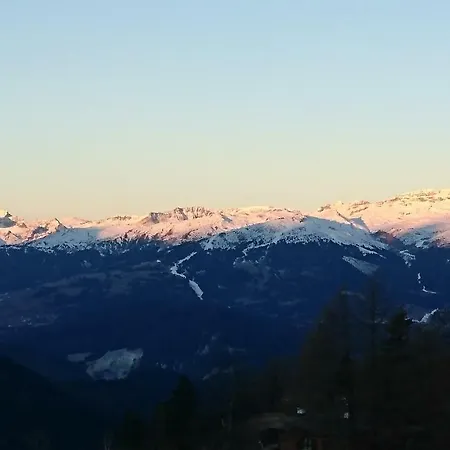 Mira Toedi Hotel Domat